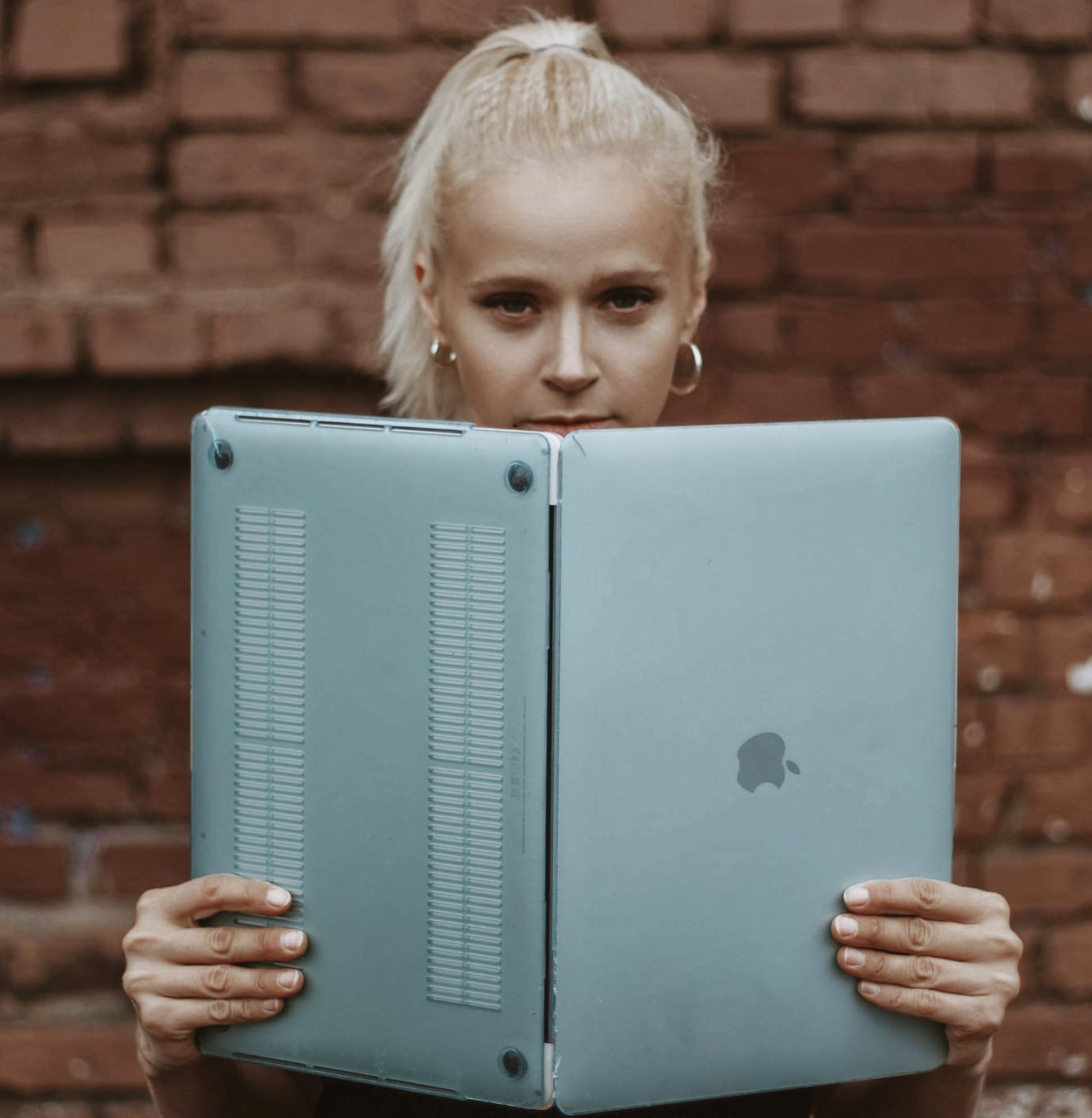 Valiansina – Digital Managerin & KI-Coach, Berlin